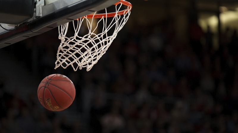 淘汰赛对阵树状图与体能分配策略示意图